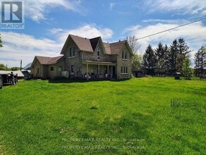 Building Photo - 5363 Davis Dr