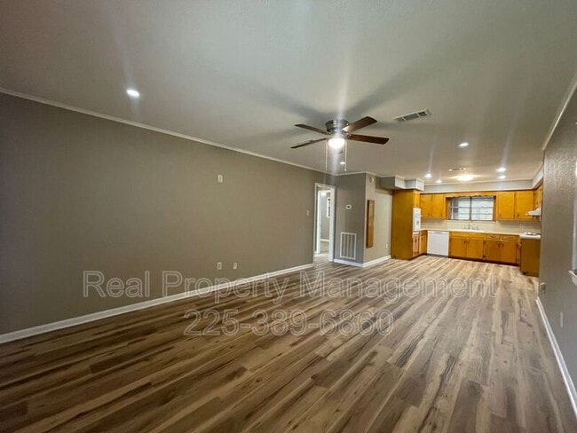 Foto del edificio - 4225 W Central Ave