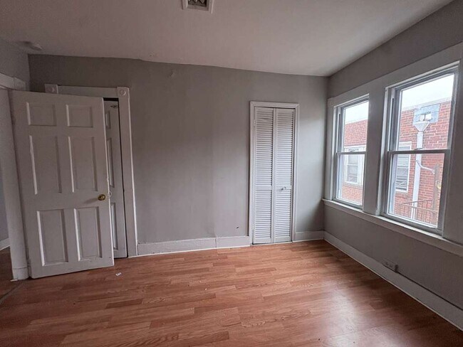 Foto del edificio - 299 Norton St