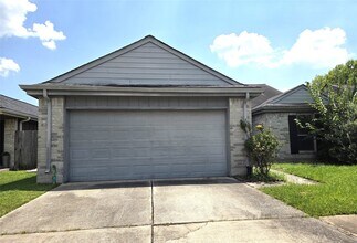 Building Photo - 13427 Juniper Point Dr