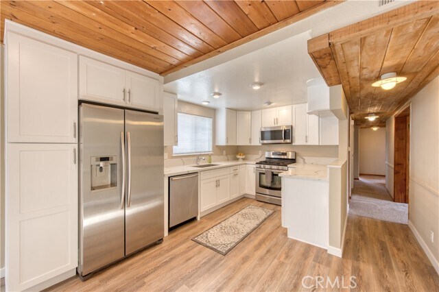 Foto del edificio - 1009 W Balboa Blvd