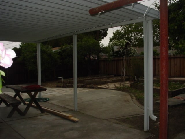 Building Photo - Easy Freeway access