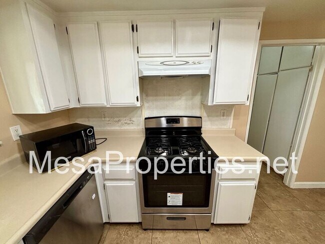 Foto del edificio - 2507 N Palm Ave