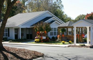 Building Photo - Woodlawn Manor Apartments