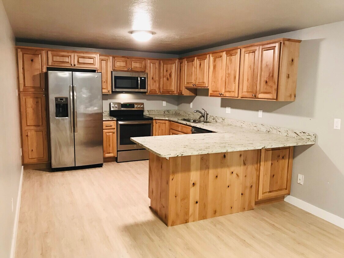 458 N Main St, Mapleton, UT 84664 Apartments in Mapleton, UT