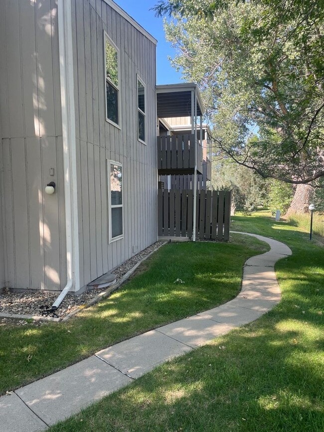 Building Photo - 8060 Niwot Rd