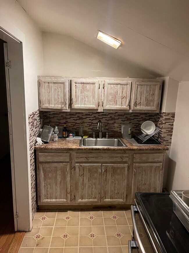 278 Abbott Ave, Elmsford, NY 10523 House Rental in Elmsford, NY