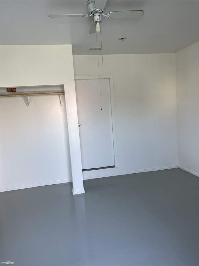 Building Photo - 1 br, 1 bath House - 15396 El Camino Avenue