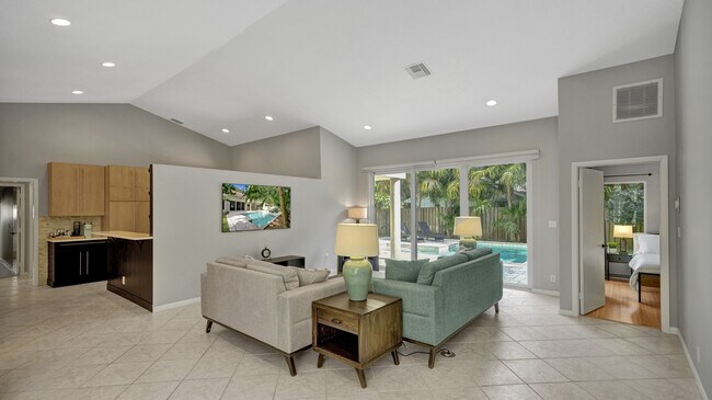 Foto del edificio - 2500 SW 21st St