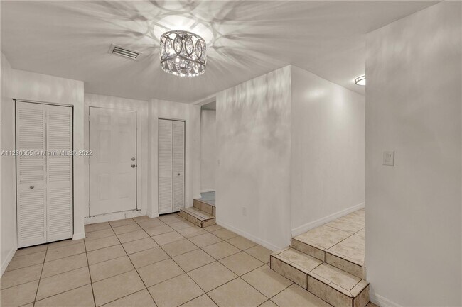Foto del edificio - 2145 SW 7th St