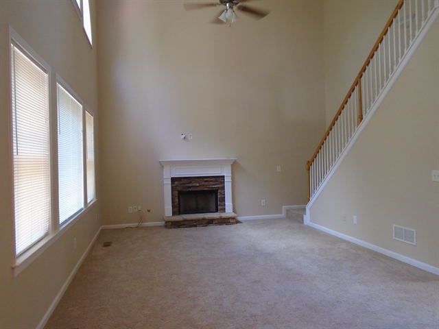 Building Photo - 7200 Weatherford Dr