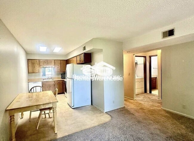 Foto del edificio - 1003 NW Greenwood St