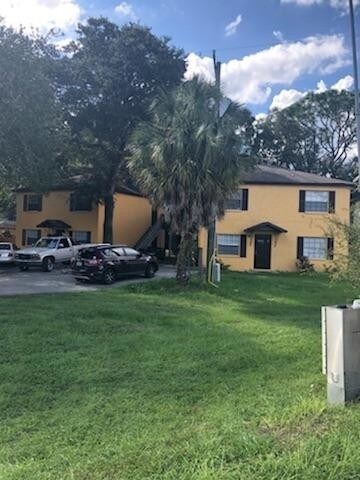 Building Photo - 3826 Lakeshore Dr