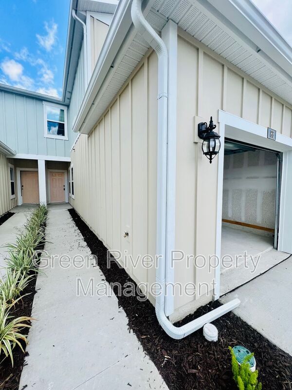 Building Photo - 83 Tidal Bch Ave