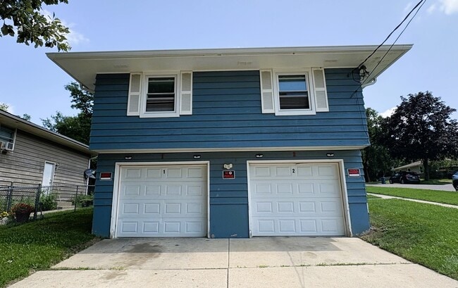 Building Photo - 1034 Fenton St