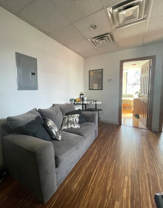Foto del edificio - 72 Kneeland St