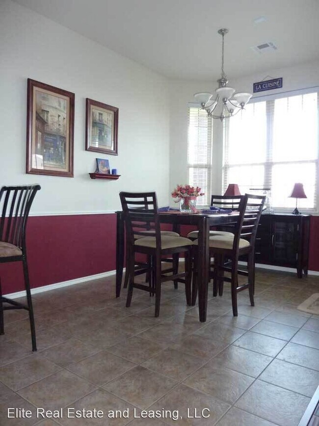 Foto del edificio - 3 br, 2 bath House - 9409 BUTTON AVE