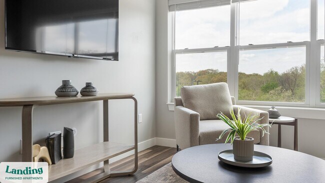 Foto del edificio - 1010 Enclave Blvd