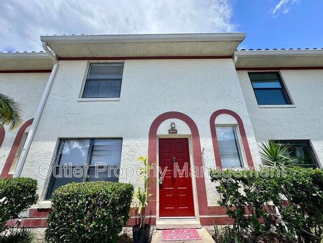 Photo - 6291 Arlington Ct Townhome