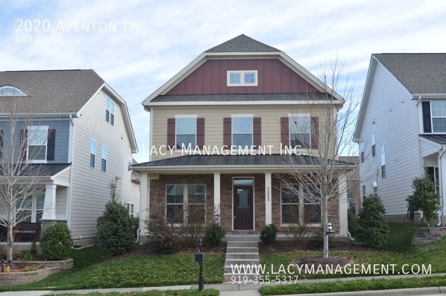 Primary Photo - 2020 Aventon Ln
