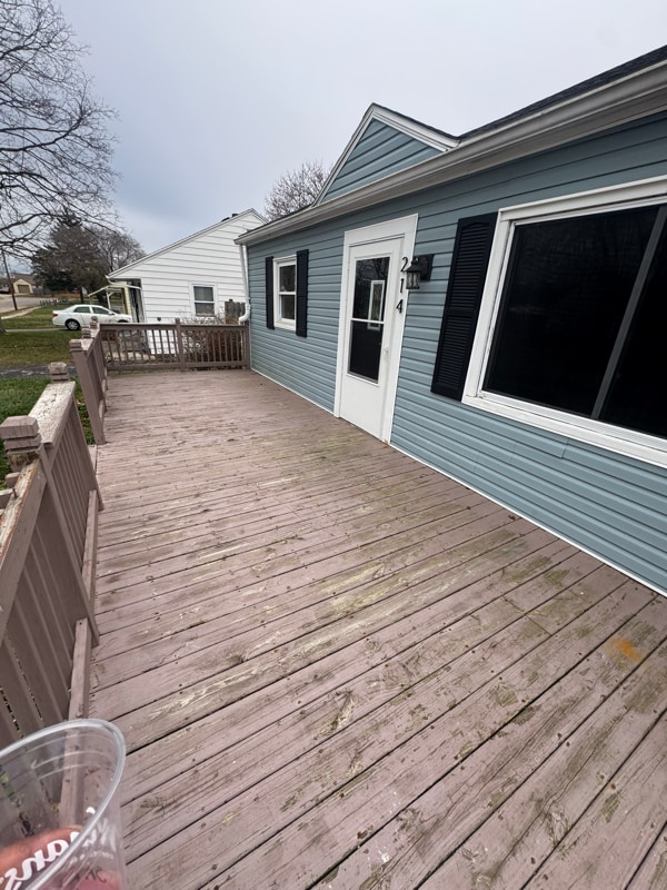 Building Photo - 214 William St