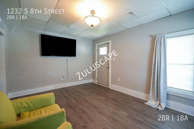 Foto del edificio - 1232 S 8th St