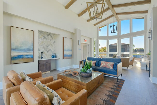 Building Photo - Acclaim at Hinsdale Lake