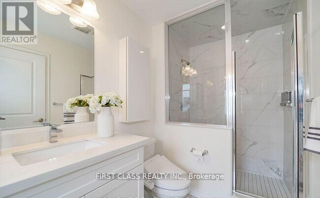 Photo du bâtiment - 30 George Patton Ave