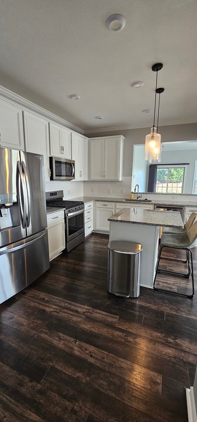 Foto del edificio - 1044 Crest Oak Ln