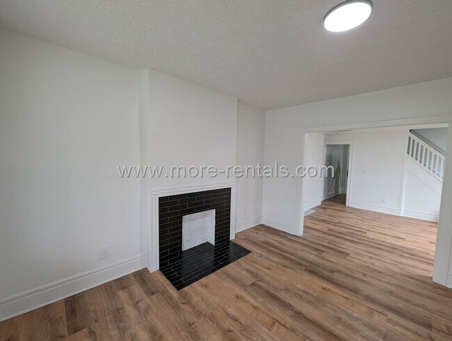 Foto del edificio - 1237-1239 Atcheson St