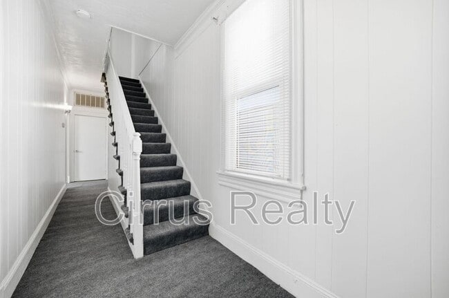 Photo - 1027 27th St House