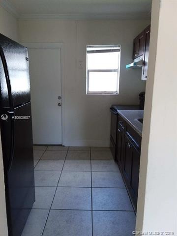Foto del edificio - 713 NW 14th Terrace