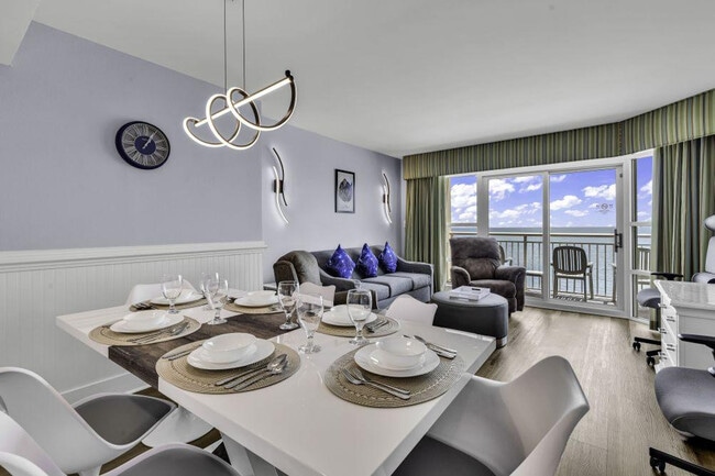 Foto del edificio - 2506 N Ocean Blvd