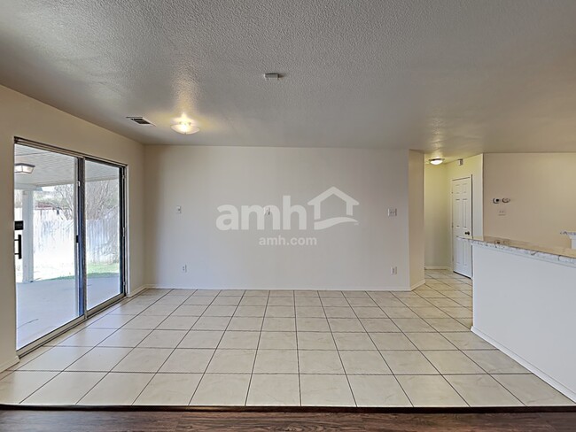 Building Photo - 5820 Bridal Trail