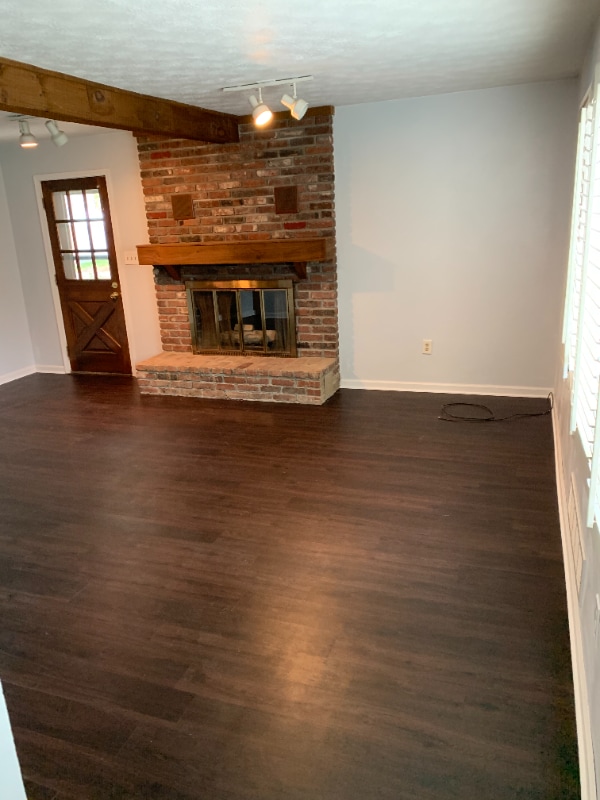 Building Photo - 525 3rd Ave