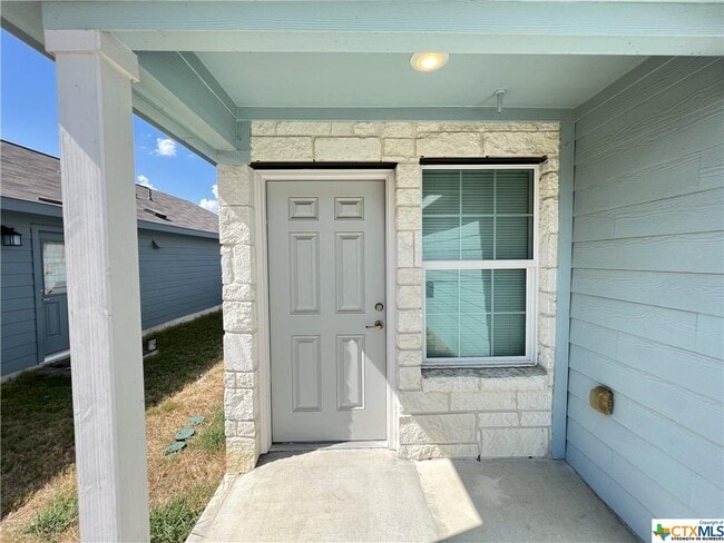 Building Photo - 7243 Rosada Way