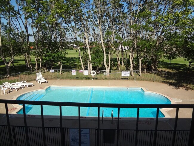 Foto del edificio - 1721 Puckett rd