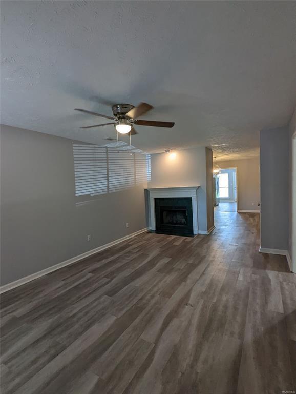 Foto del edificio - 8352 Grand Oaks Ct