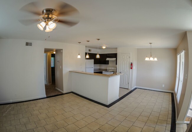 Building Photo - 10102 Bonann Dr