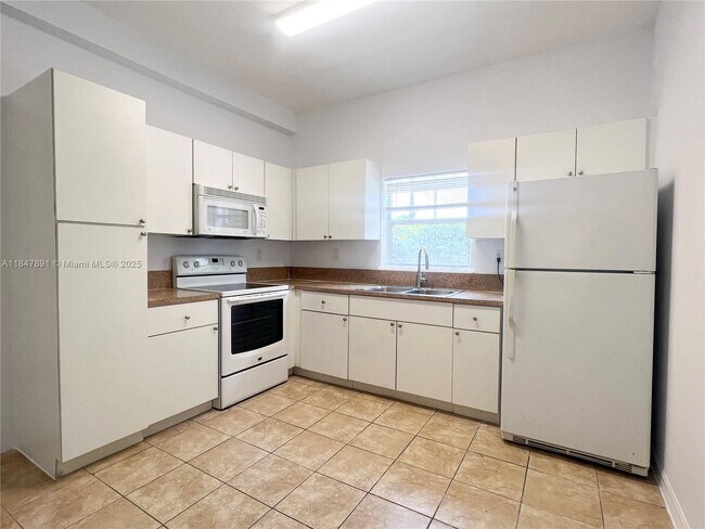Foto del edificio - 9720 SW 184th St
