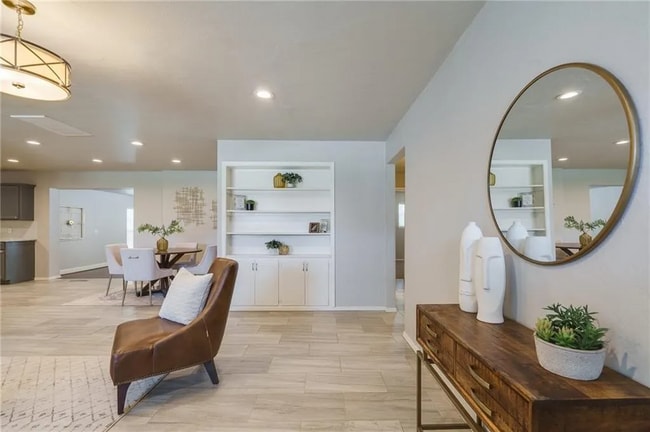 Foto del edificio - 1501 Carlton Way