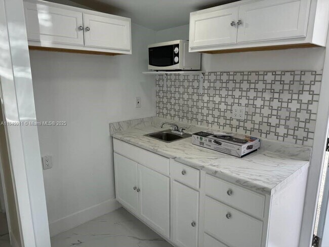 Foto del edificio - 27020 SW 144th Ave