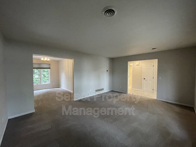 Building Photo - 3732 Stone Creek Run
