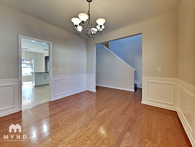 Foto del edificio - 525 Vickers Ln