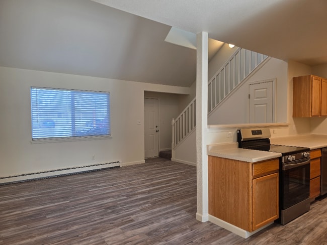 Building Photo - 391 Sunnyside Cir