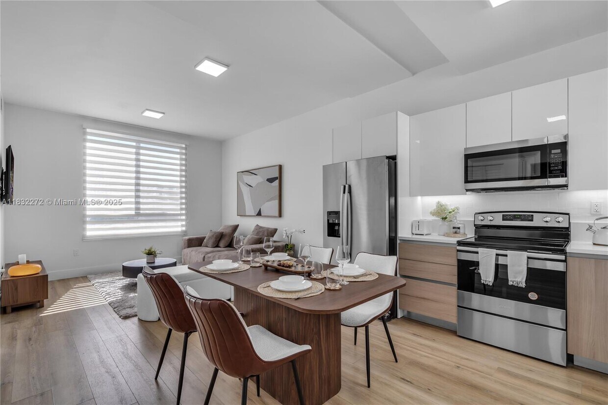 Foto principal - 1552 NW 2nd St