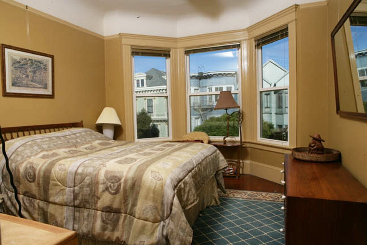 Foto principal - 847 Fell St