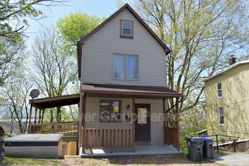 Primary Photo - 334 S 4th St