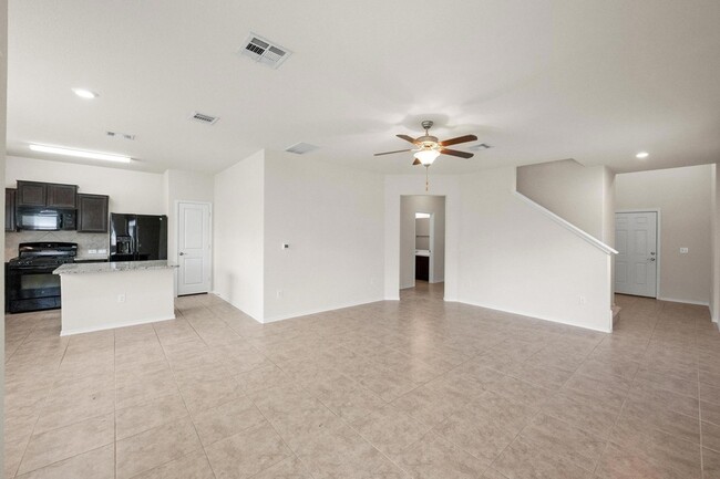 Building Photo - 5720 Kennedy St