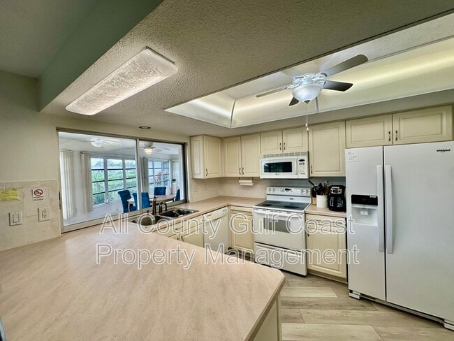 Building Photo - 2332 Bal Harbour Dr